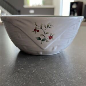 Pfaltzgraff Winterberry Serveware Bowl